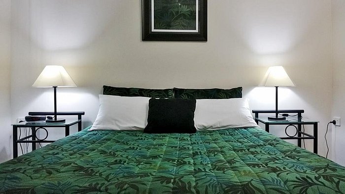 Room at the Port Denison Motor Inn